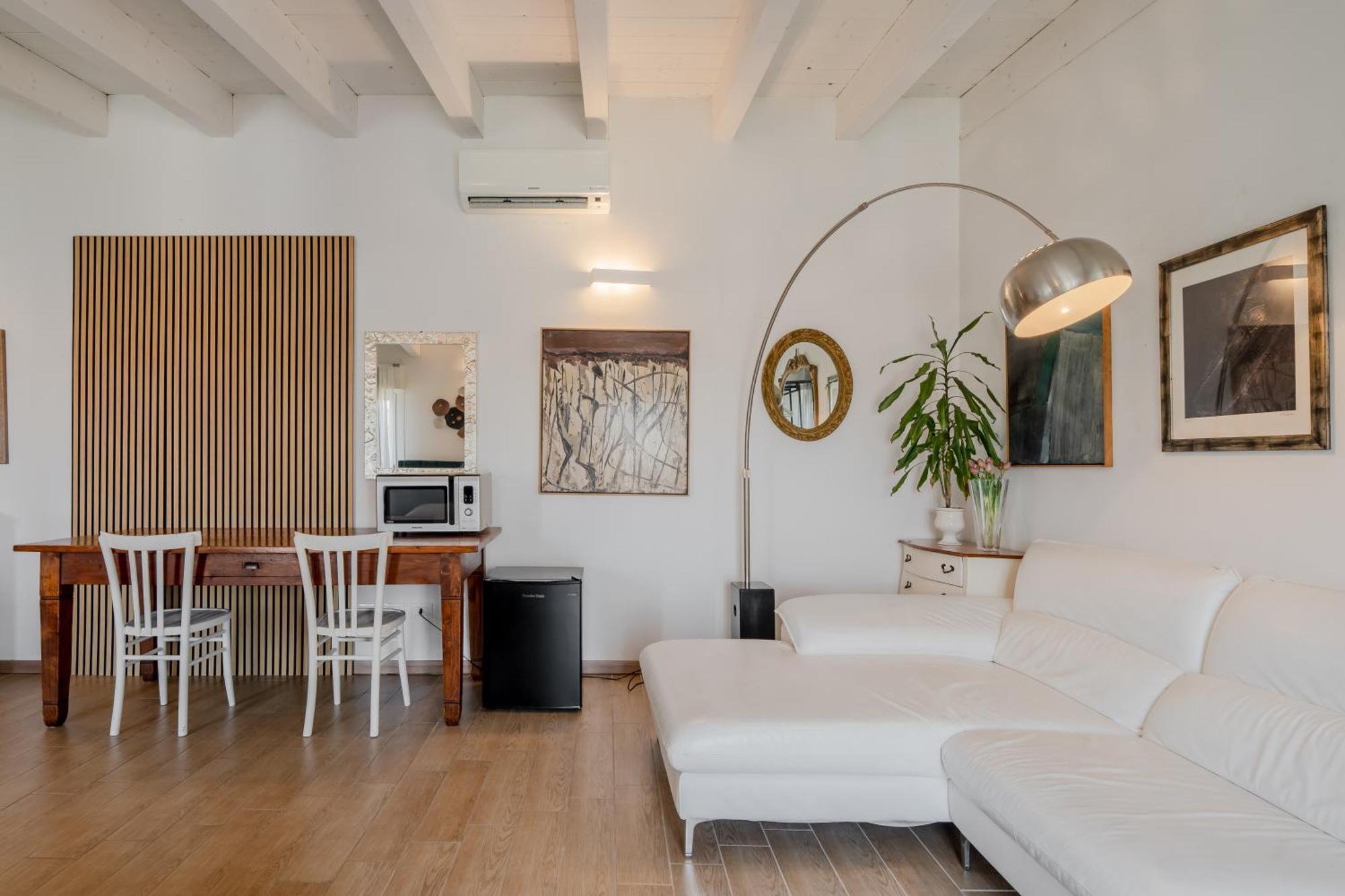 Apartment Porto Di Mare Bilo & Mono Milan